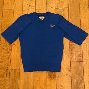 Hollister V-Neck Sweater in Vibrant Blue